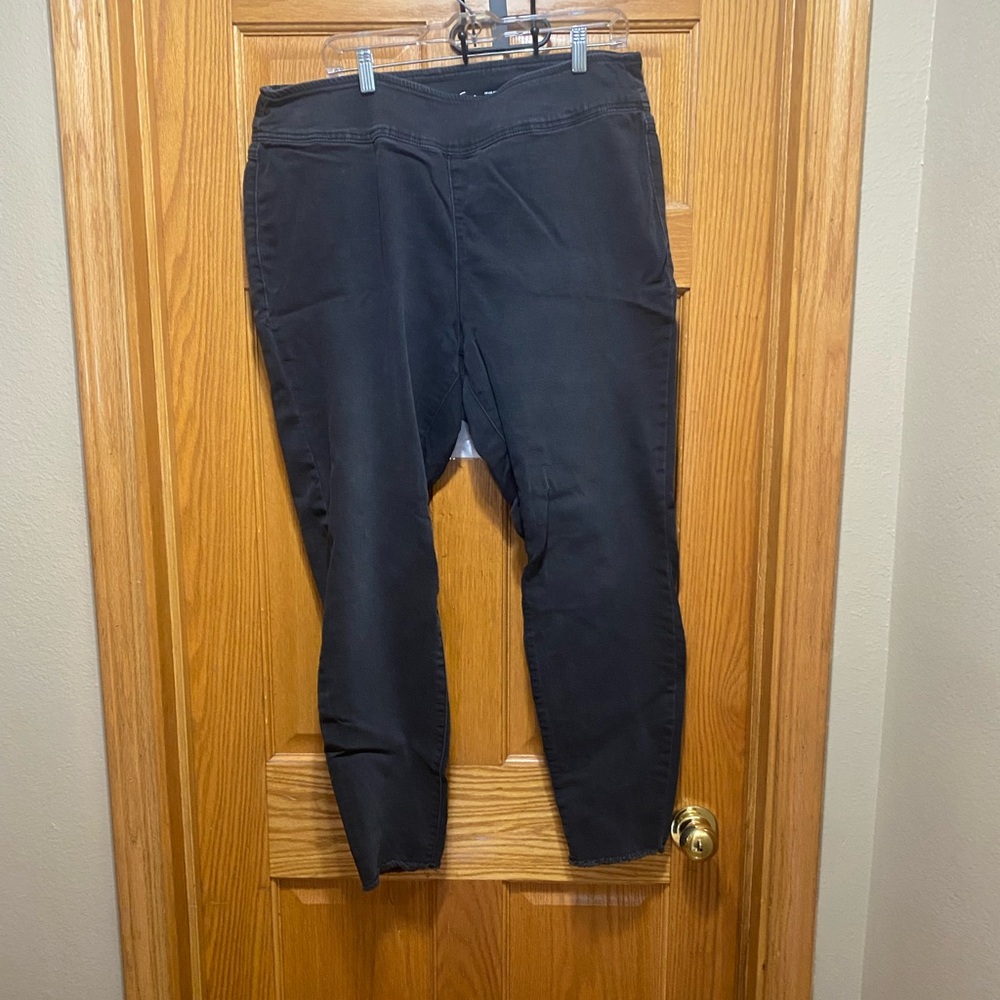INC International Concepts Black Denim Jeans size 16w pull on